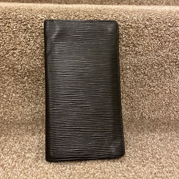 Louis Vuitton Epi Wallet